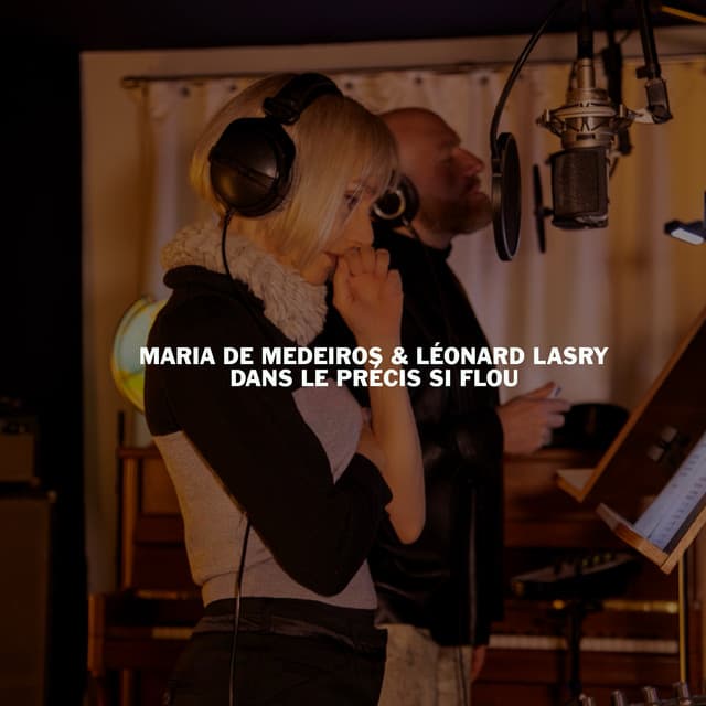 Dans le précis si flou